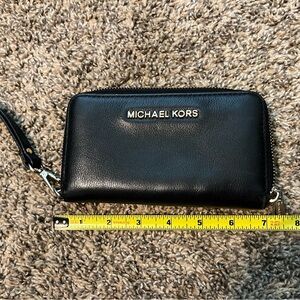 Wristlet